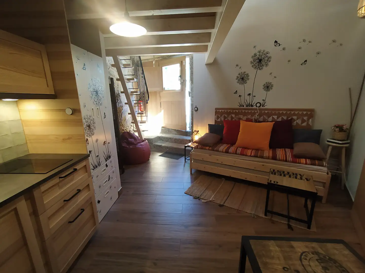 hotel-cabanas-rusticas-costa-da-morte-salon